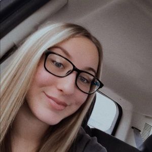 Meet your Posher, Adrian